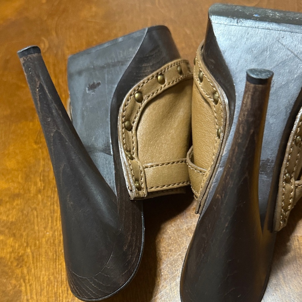 Burberry platform clogs - Picture 5 of 8